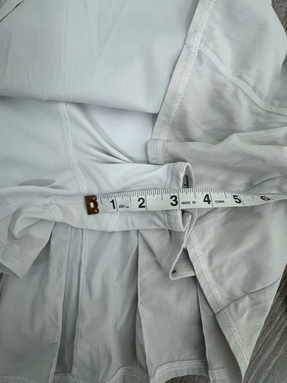 Lululemon White Tennis Skort 4 Athletic Running Golf Sports Skirt Outdoor Summer - Picture 9 of 9